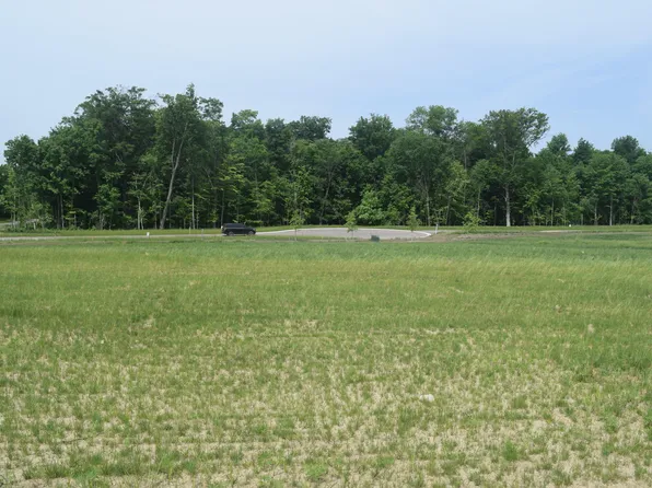 3795 Shoreside Ct, Hudsonville, MI 49426