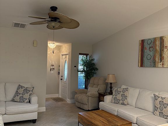 5th image of 5118 SW Courtyards Way APT 26