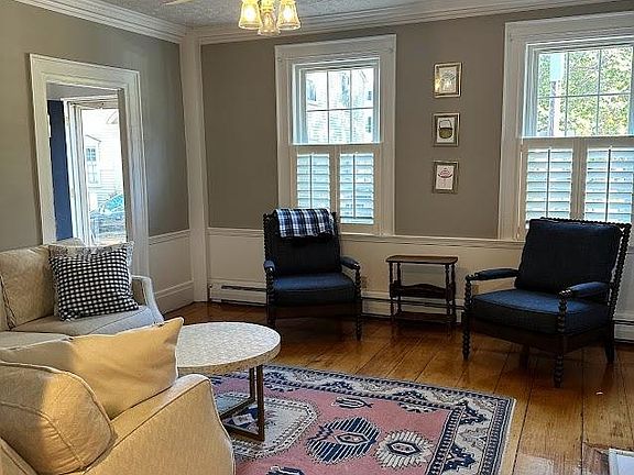 5th image of 32 Boardman St