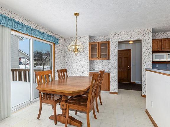 2nd image of 5075 Windybrook Dr SW