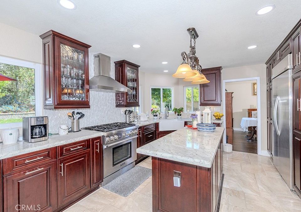 1st image of 5505 Green Hollow Ln