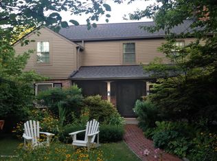 1722 Gresham Rd, Louisville, KY 40205