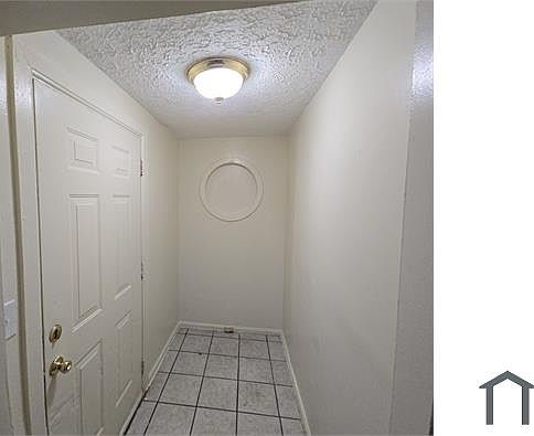 4th image of 3311 Linwood Ave
