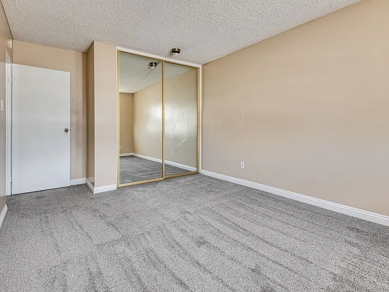 3016 El Camino Ave — Photo 13