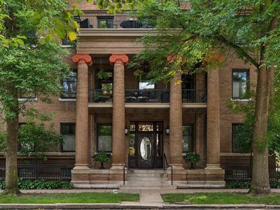 438 Portland Ave APT 4, Saint Paul, MN, 55102