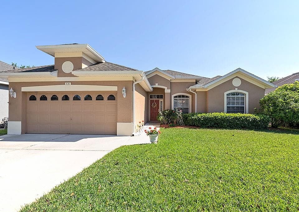 1st image of 721 Tigris Ln