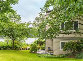 5110 SW Landing Dr APT 201, Portland, OR 97239