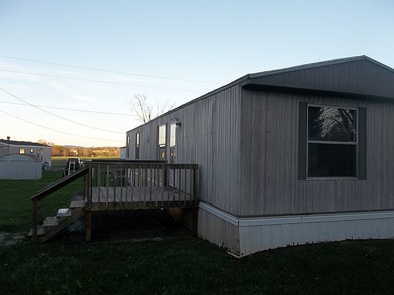 2nd image of 118 Dewberry Dr