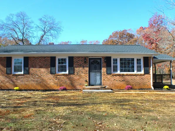 305 Eldon Rd, Appomattox, VA 24522