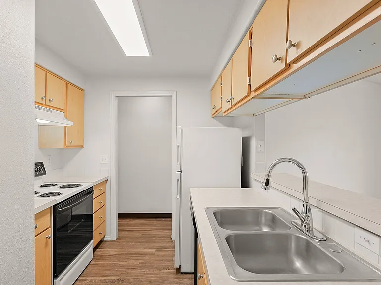 4270 SW 159th Ave #B — Photo 9