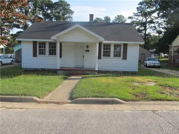 303 E Holmes St, Benson, NC 27504