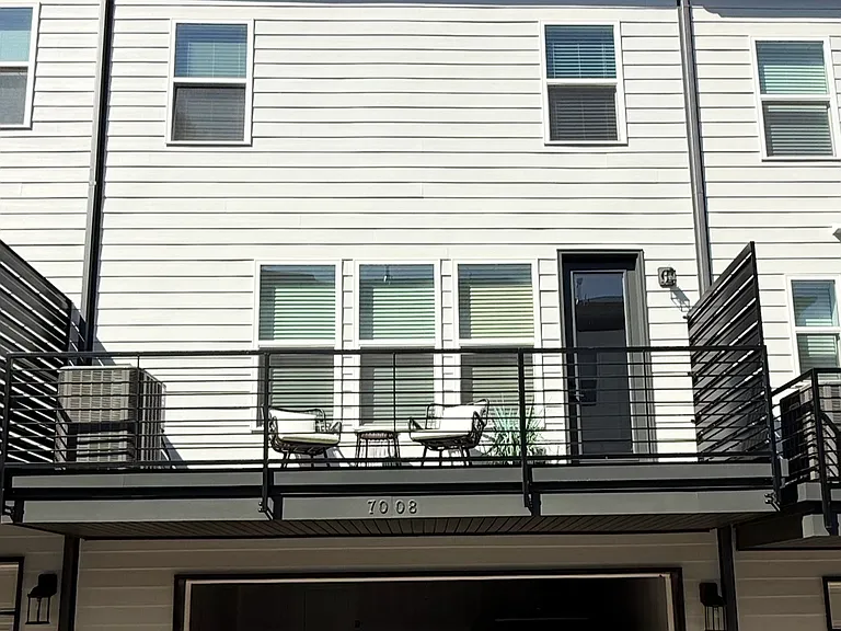 7008 Running Spring Dr — Photo 30