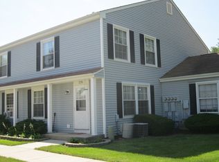 1277 Pearl Ave UNIT B, Glendale Heights, IL