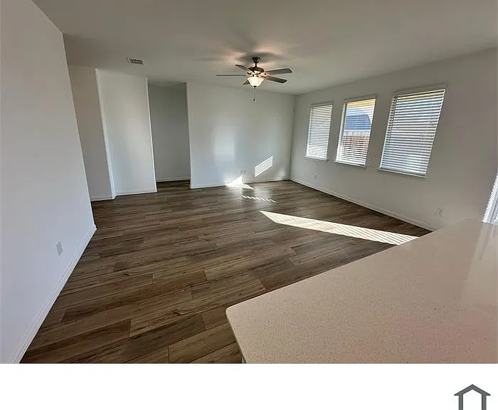 336 Wentworth Dr — Photo 20