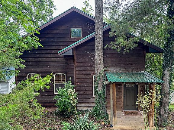3rd image of 99 Shady Place Ln