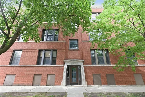 3142 W George St #C2 Photo 1