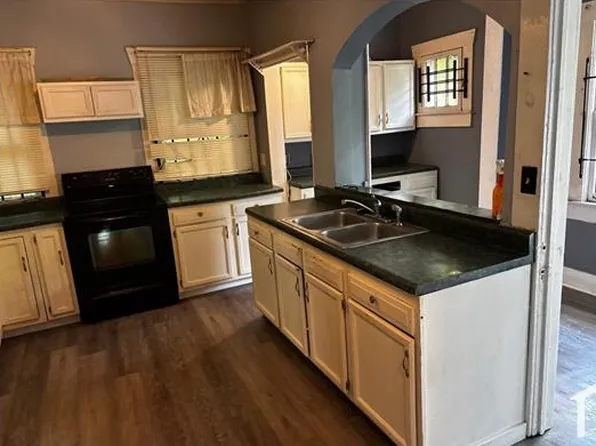 732 9th Ave W, Birmingham, AL 35204