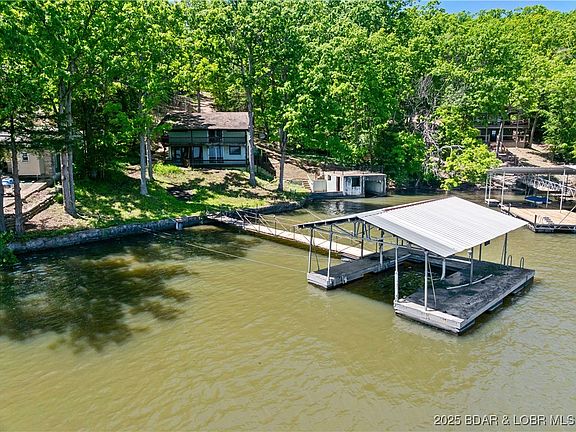 2nd image of 1389 Greenview Dr