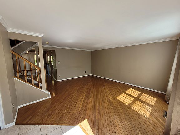 2nd image of 6608 Briarleigh Way