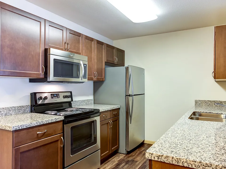 Eagles Landing apartments community photo