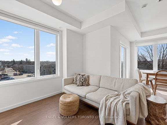 4th image of 300 Alex Gardner Cir Unit 42