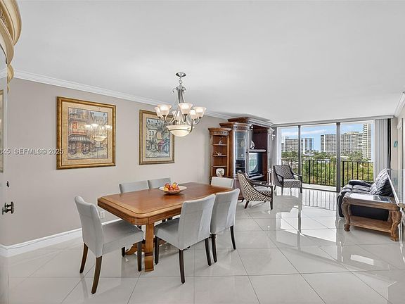 2nd image of 200 Leslie Dr APT 707