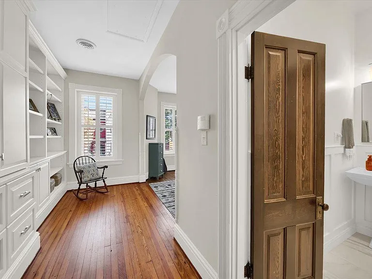 1527 Floyd Ave — Photo 32