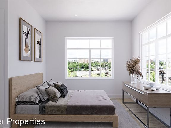 5th image of 646 N 32nd St #15262933