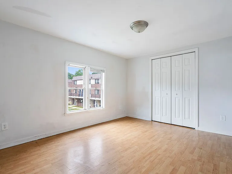 12 Kensington St — Photo 4