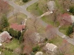 16716 Briardale Rd, Derwood, MD 20855