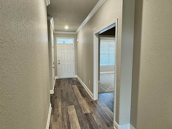 3rd image of 2378 Habersham Ln