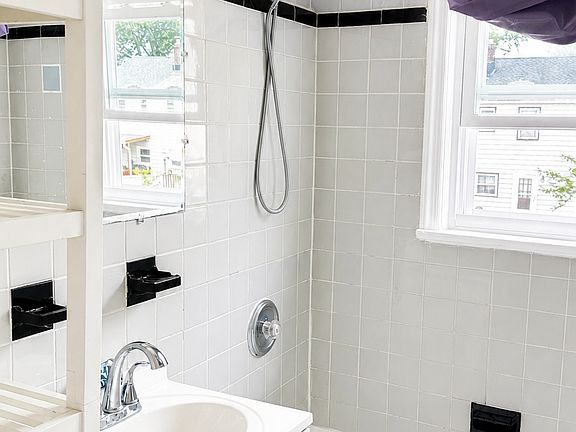 Fresh. Bright. Modern Bathroom