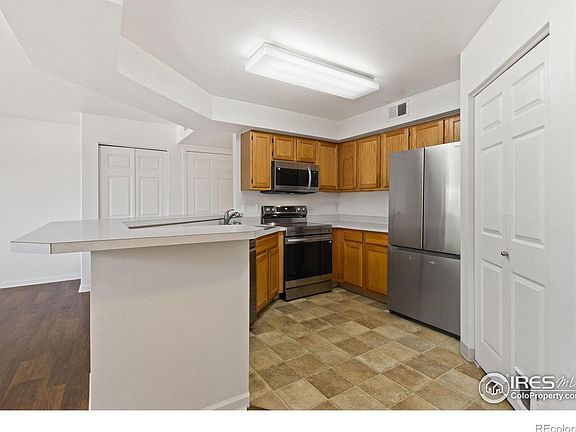 5th image of 4545 Wheaton Drive #140