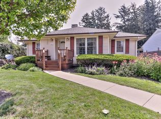 606 S Russell St, Champaign, IL 61821