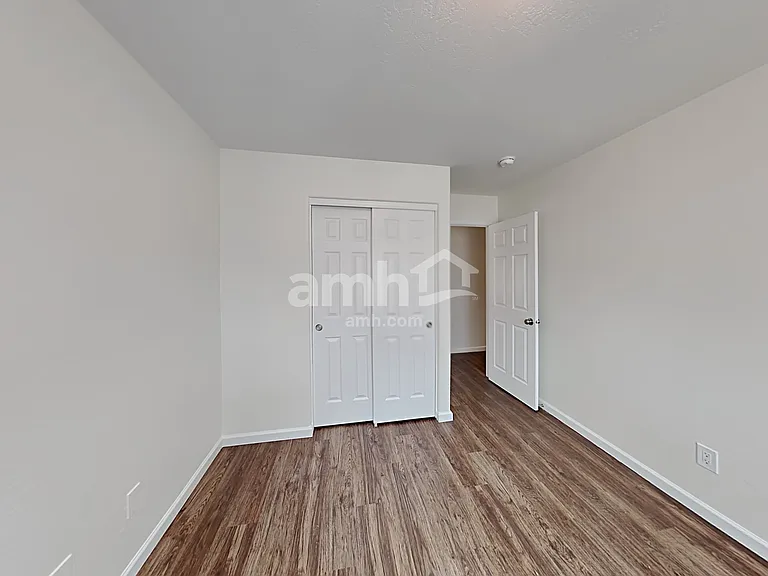 15848 W Jefferson St — Photo 20