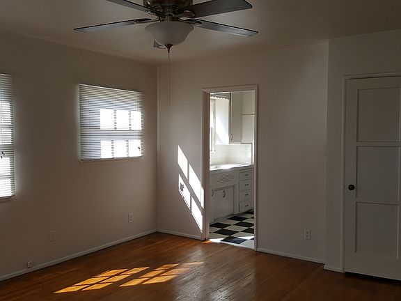 4th image of 717 Bennett Ave