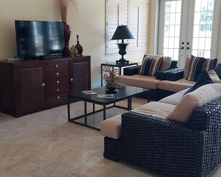 23500 Walden Center Dr #306 — Photo 10