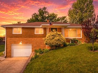 127 Marion Pl, Steubenville, OH 43953