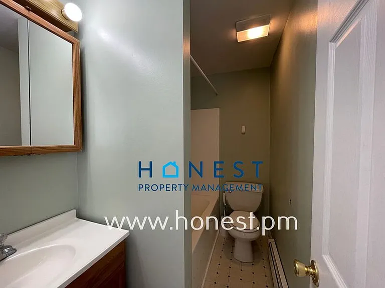 12 Hunt St #1 — Photo 21