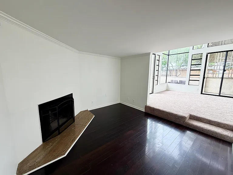 2525 E 19th St #10 — Photo 19