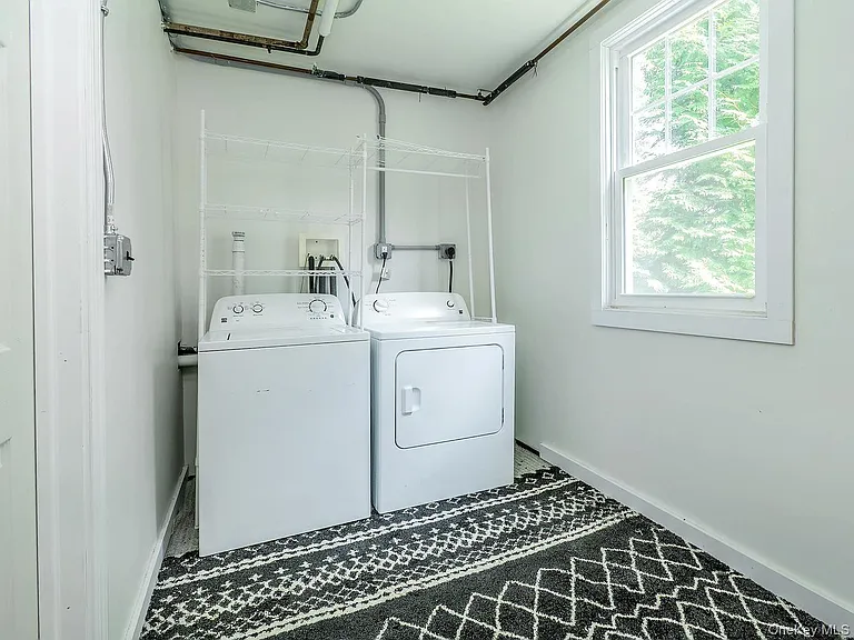 61 Locust Ave #1 — Photo 13