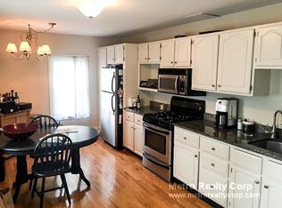 13 Vinton St, Boston, MA 02127