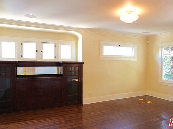 3rd image of 3511 Garden Ave
