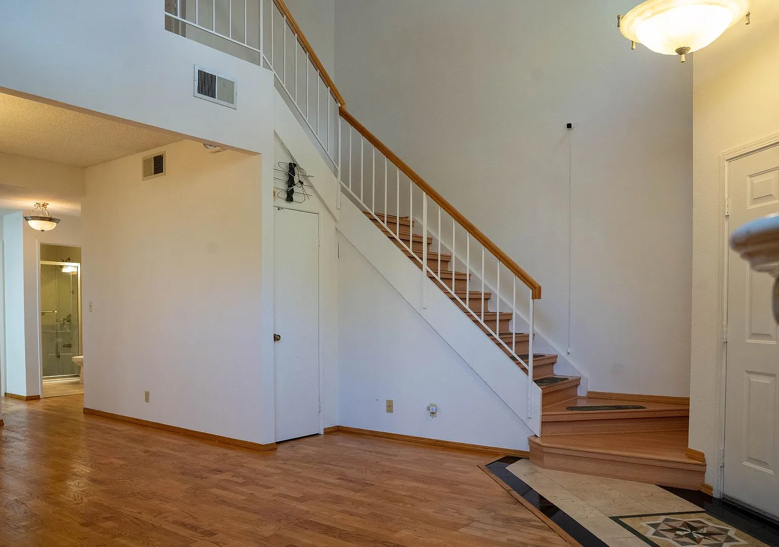 Charming 2BR/2BA Home in the Heart of Newark 6285 Potrero Drive — Photo 4