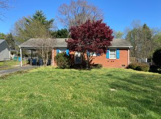 232 Eden Cir, Pineville, NC 28134