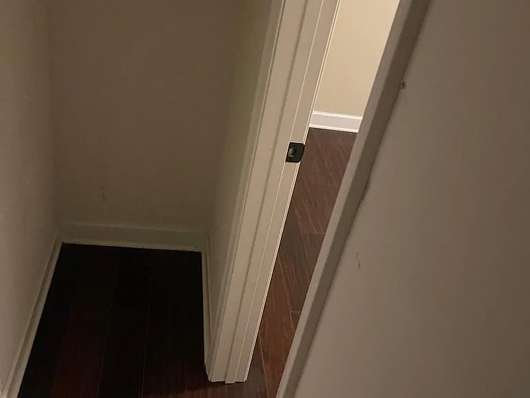 smallest bedroom closet