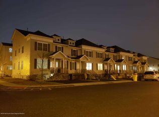 17 Harmony Dr, Lakewood, NJ 08701