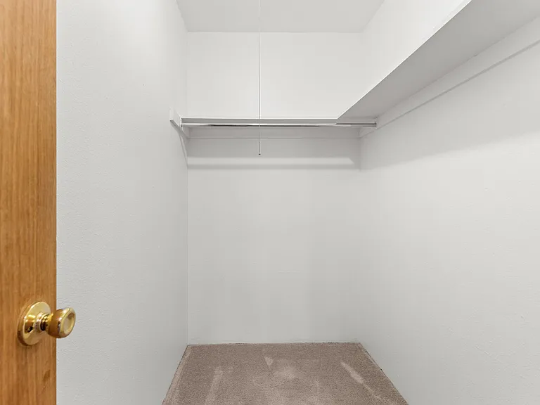 1612 Cottonwood Dr #10 — Photo 11