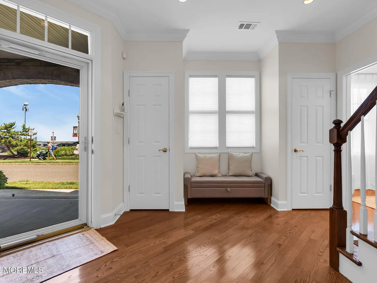 4 bed, 3.5 bath, 3547 sqft, $6,500 — Photo 4