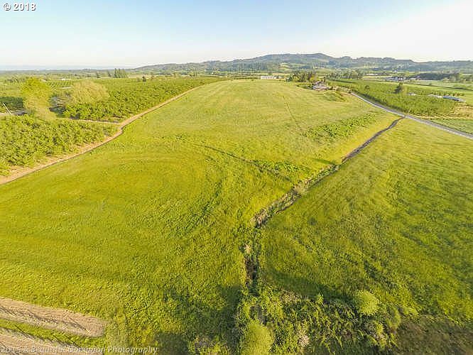 1st image of 0 NE Calkins Ln